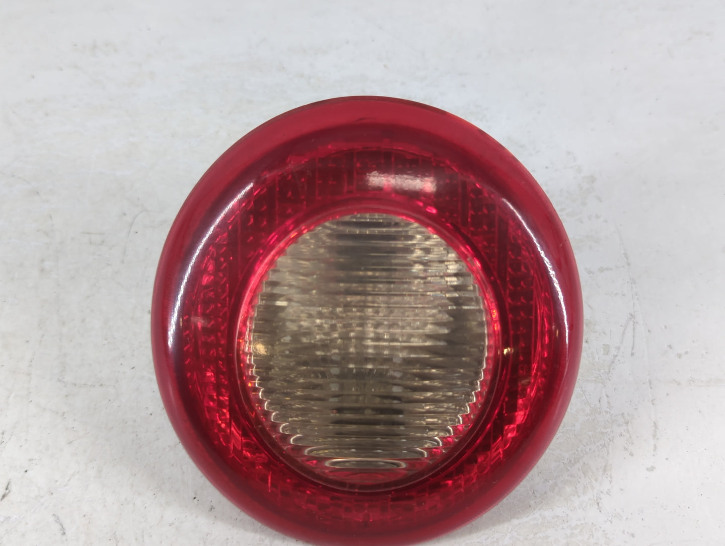 2006-2011 Chevrolet Hhr Tail Light Assembly Passenger Right OEM P/N:15821822 Fits Fits 2006 2007 2008 2009 2010 2011 OEM Use