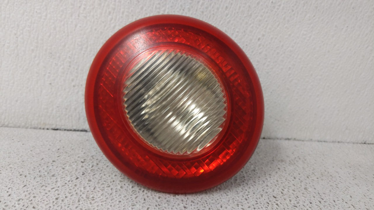 2006-2011 Chevrolet Hhr Tail Light Assembly Driver Left OEM P/N:15875485 Fits Fits 2006 2007 2008 2009 2010 2011 OEM Used Au