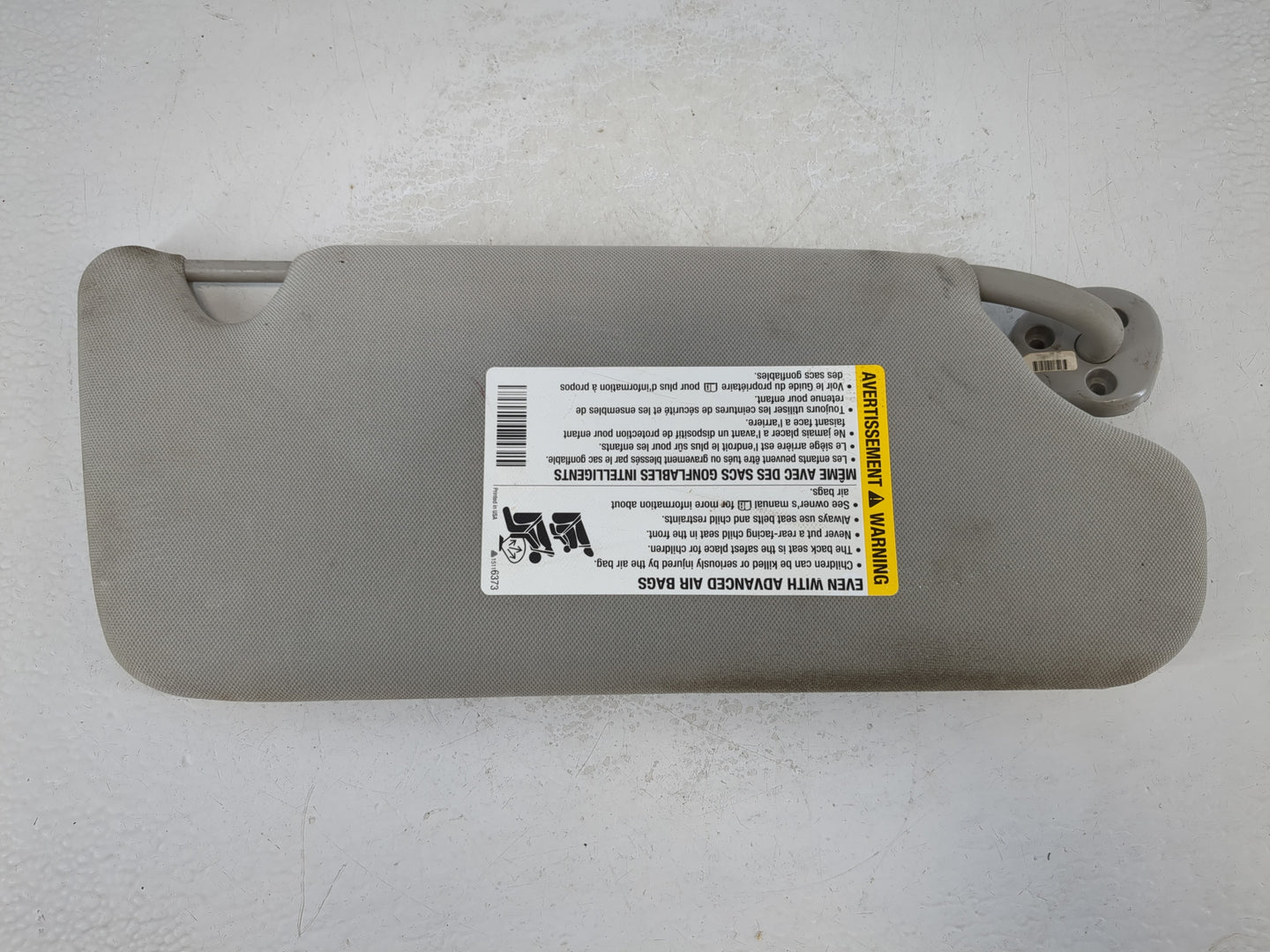 2006-2016 Chevrolet Impala Sun Visor Shade Replacement Driver Left Mirror Fits OEM Used Auto Parts - Oemusedautoparts1.com