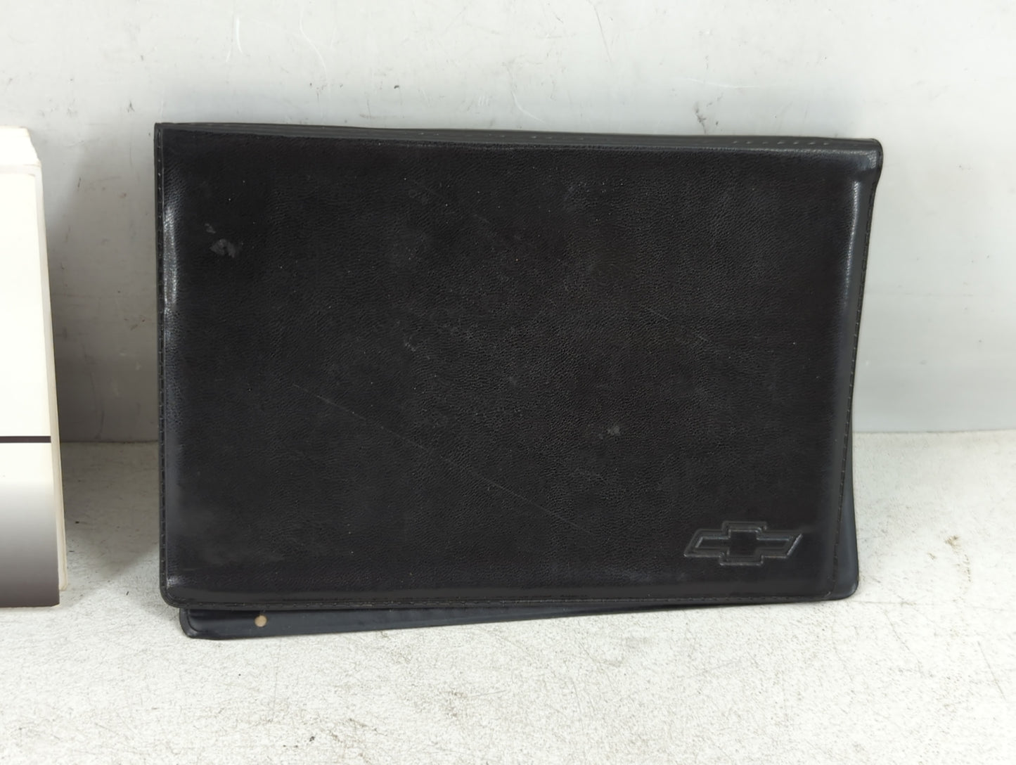 2006 Chevrolet Impala Owners Manual Book Guide OEM Used Auto Parts - Oemusedautoparts1.com