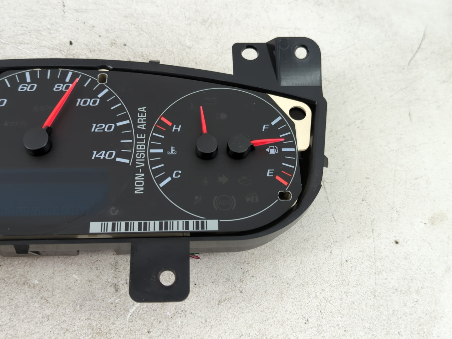 2006 Chevrolet Impala Instrument Cluster Speedometer Gauges P/N:15806462 Fits OEM Used Auto Parts - Oemusedautoparts1.com