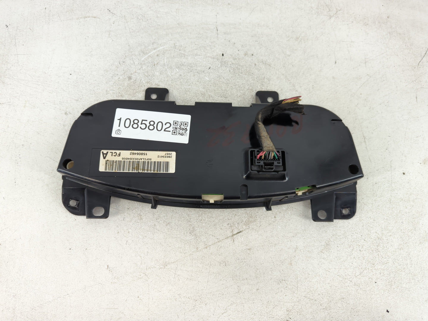 2006 Chevrolet Impala Instrument Cluster Speedometer Gauges P/N:15806462 Fits OEM Used Auto Parts - Oemusedautoparts1.com