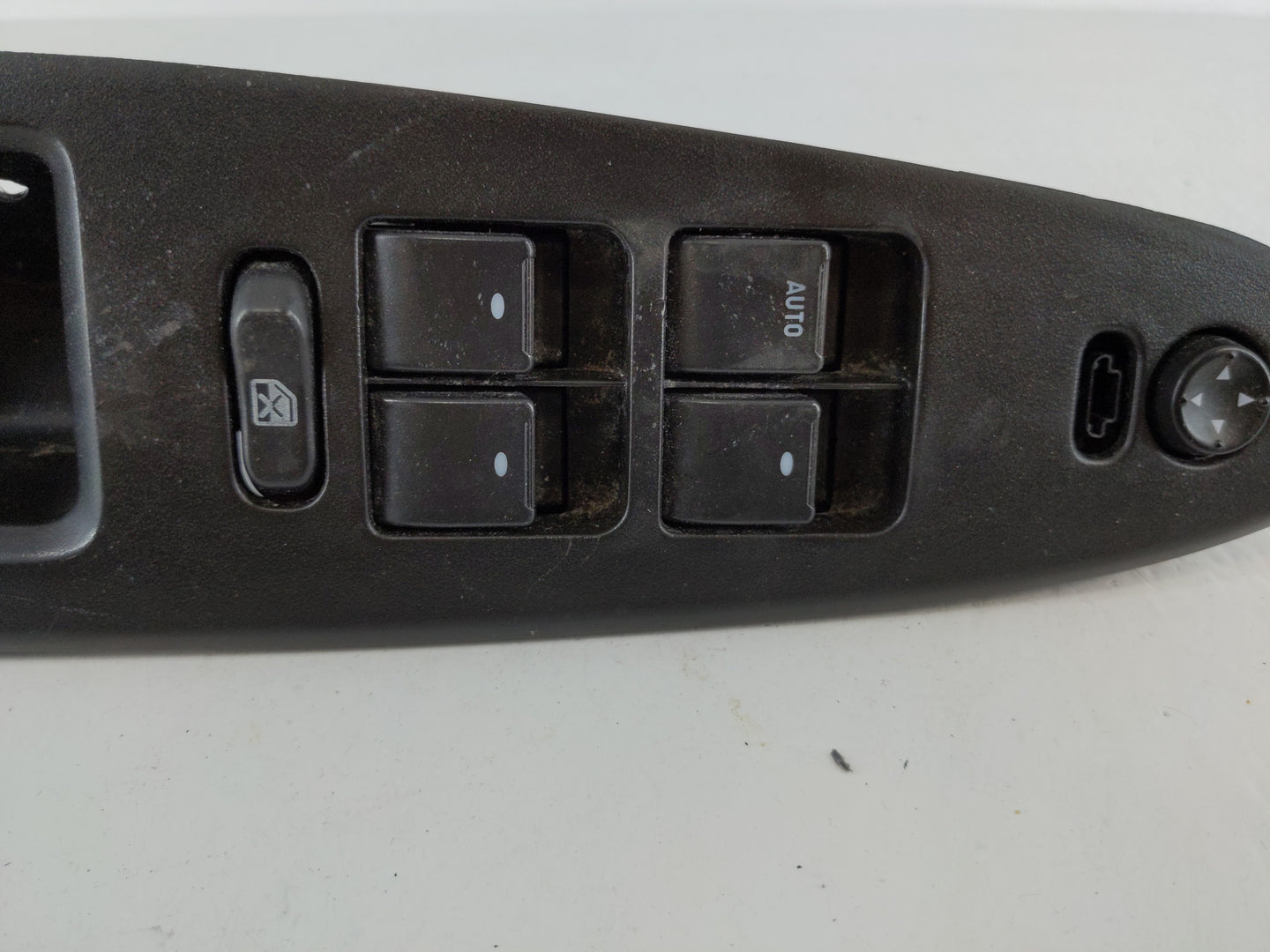 2006-2008 Chevrolet Impala Master Power Window Switch Replacement Driver Side Left Fits Fits 2006 2007 2008 OEM Used Auto Pa