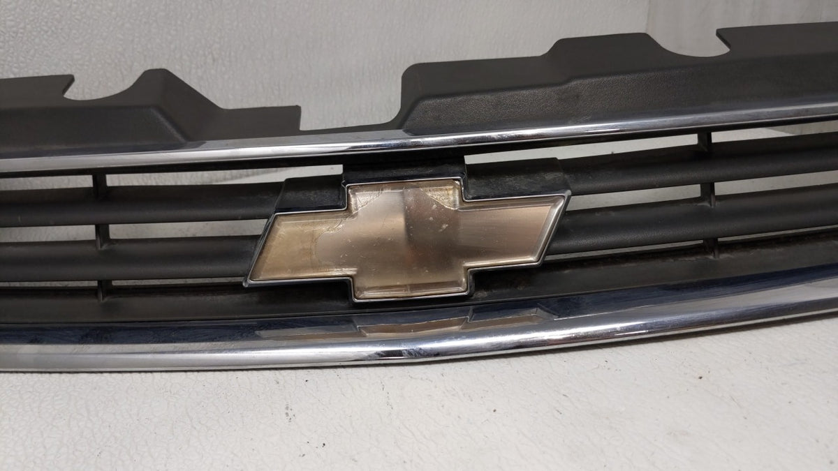 2006-2011 Chevrolet Impala Front Grille Bumper Not Included 117974 - Oemusedautoparts1.com