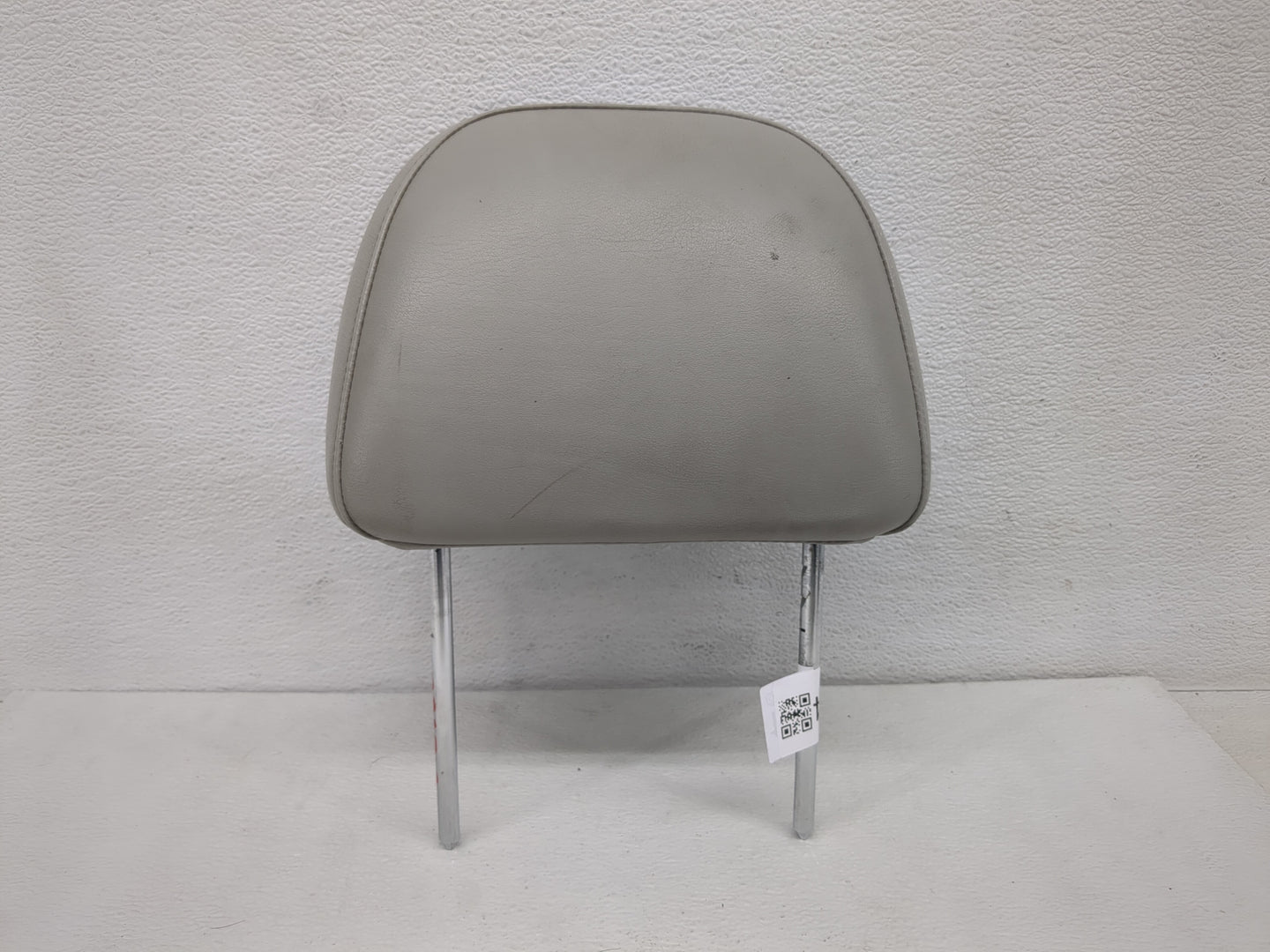 2006-2008 Chevrolet Impala Headrest Head Rest Front Driver Passenger Seat Fits Fits 2006 2007 2008 OEM Used Auto Parts - Oem
