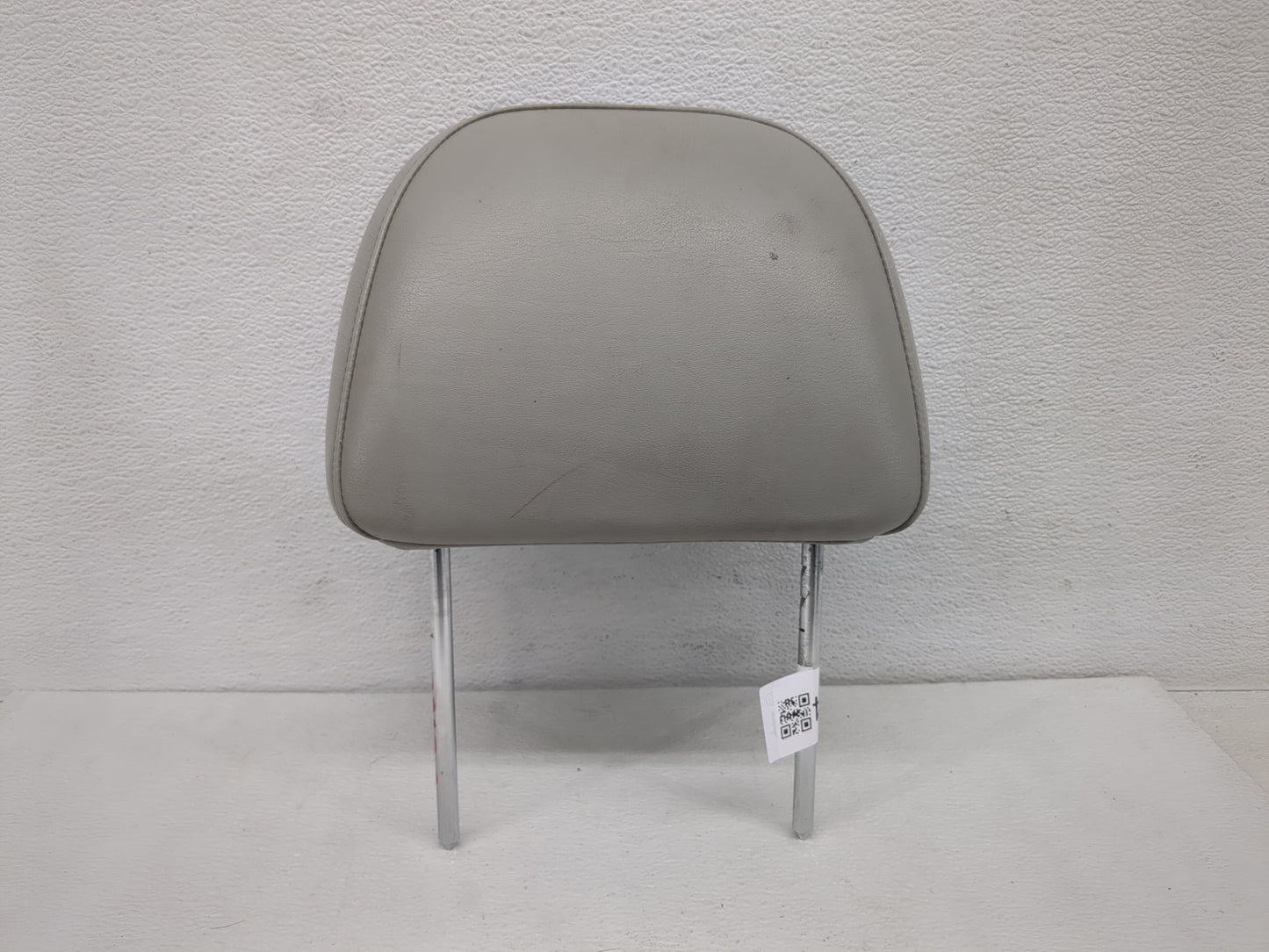 2006-2008 Chevrolet Impala Headrest Head Rest Front Driver Passenger Seat Fits Fits 2006 2007 2008 OEM Used Auto Parts - Oem