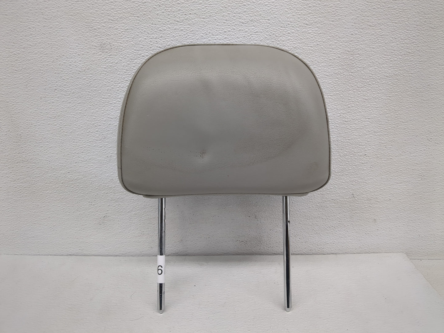 2006-2008 Chevrolet Impala Headrest Head Rest Front Driver Passenger Seat Fits Fits 2006 2007 2008 OEM Used Auto Parts - Oem