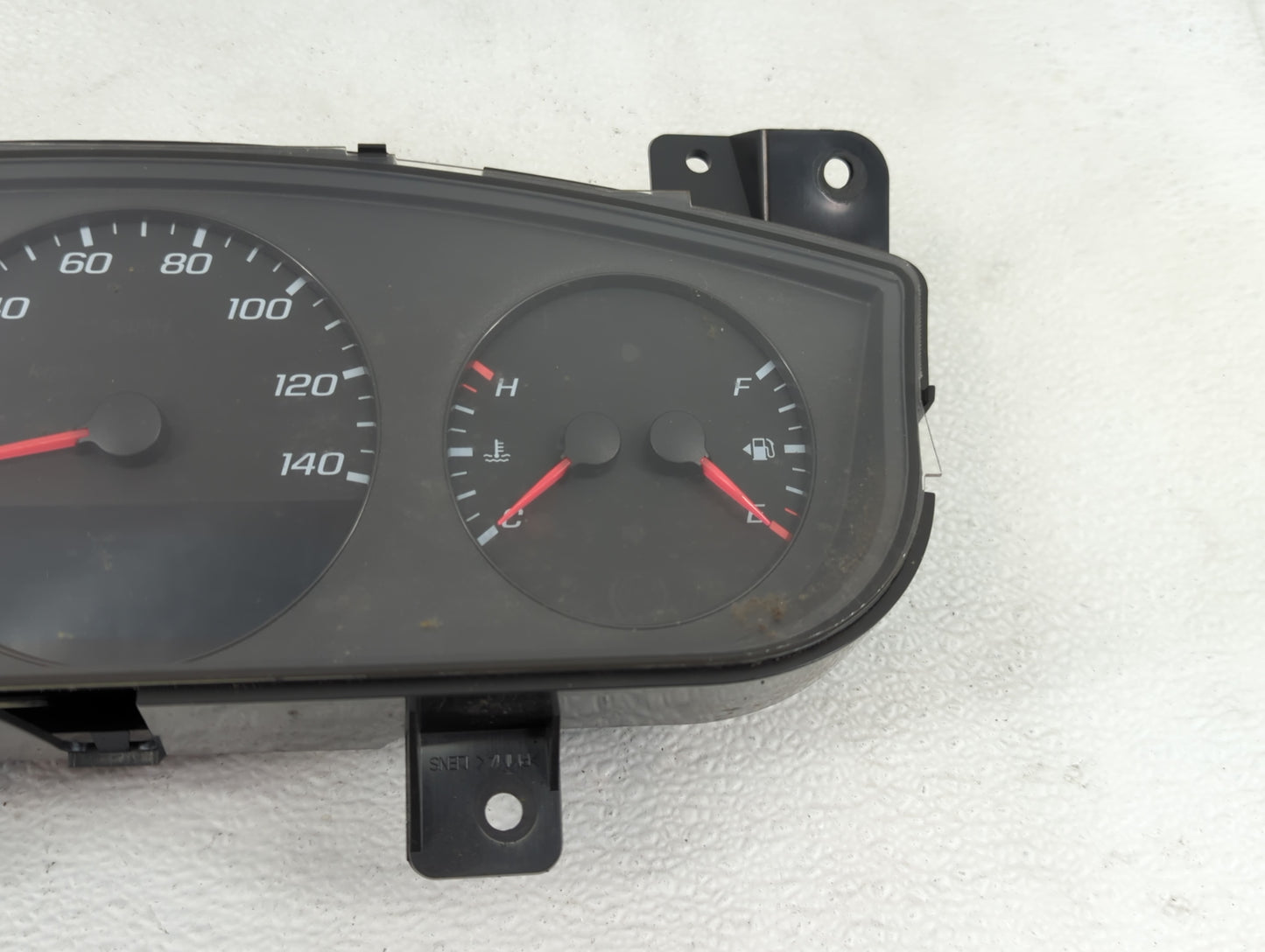 2006 Chevrolet Impala Instrument Cluster Speedometer Gauges P/N:15867383 Fits OEM Used Auto Parts - Oemusedautoparts1.com