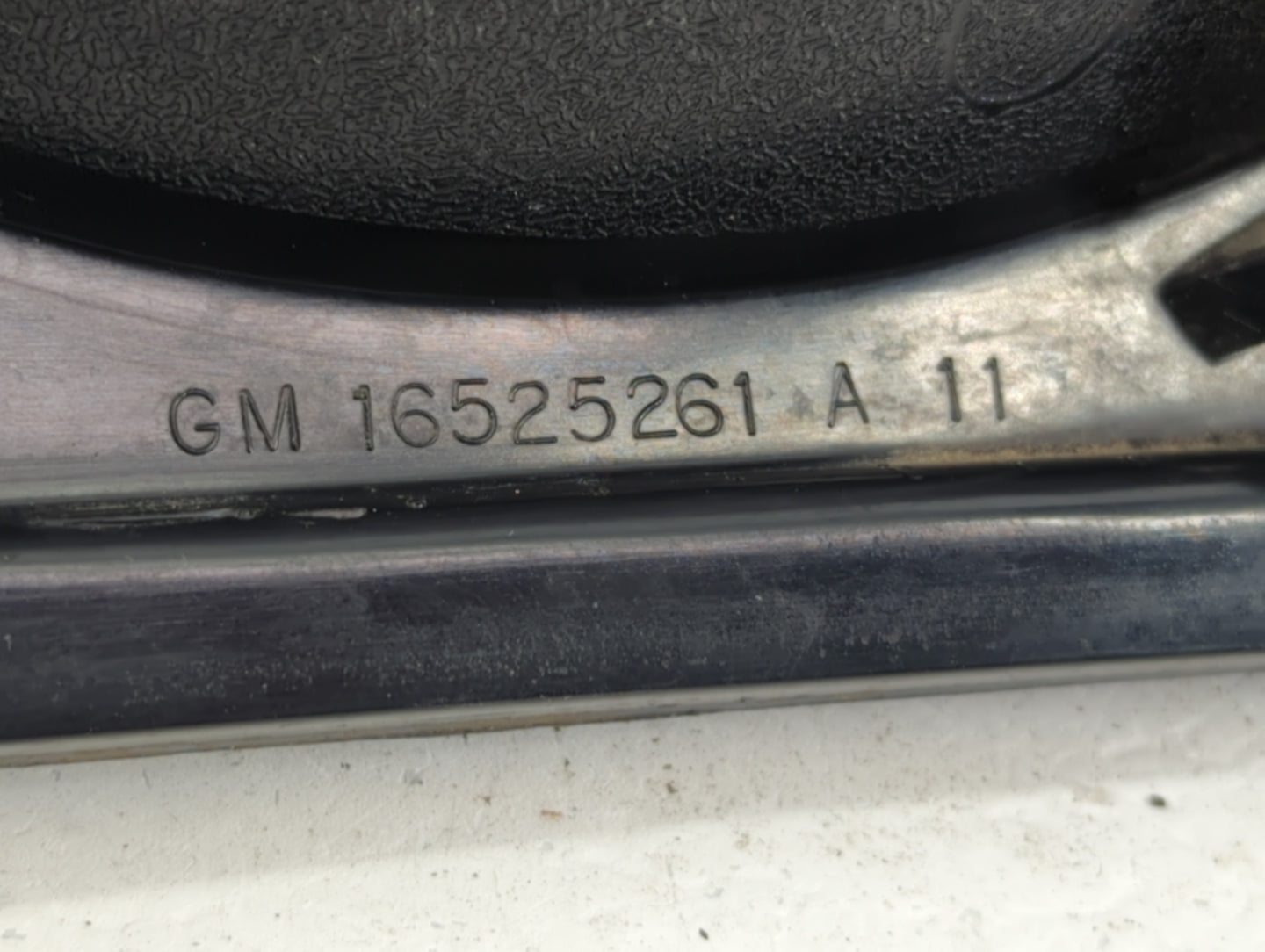 2006-2016 Chevrolet Impala Tail Light Assembly Driver Left OEM P/N:16525261 Fits OEM Used Auto Parts - Oemusedautoparts1.com