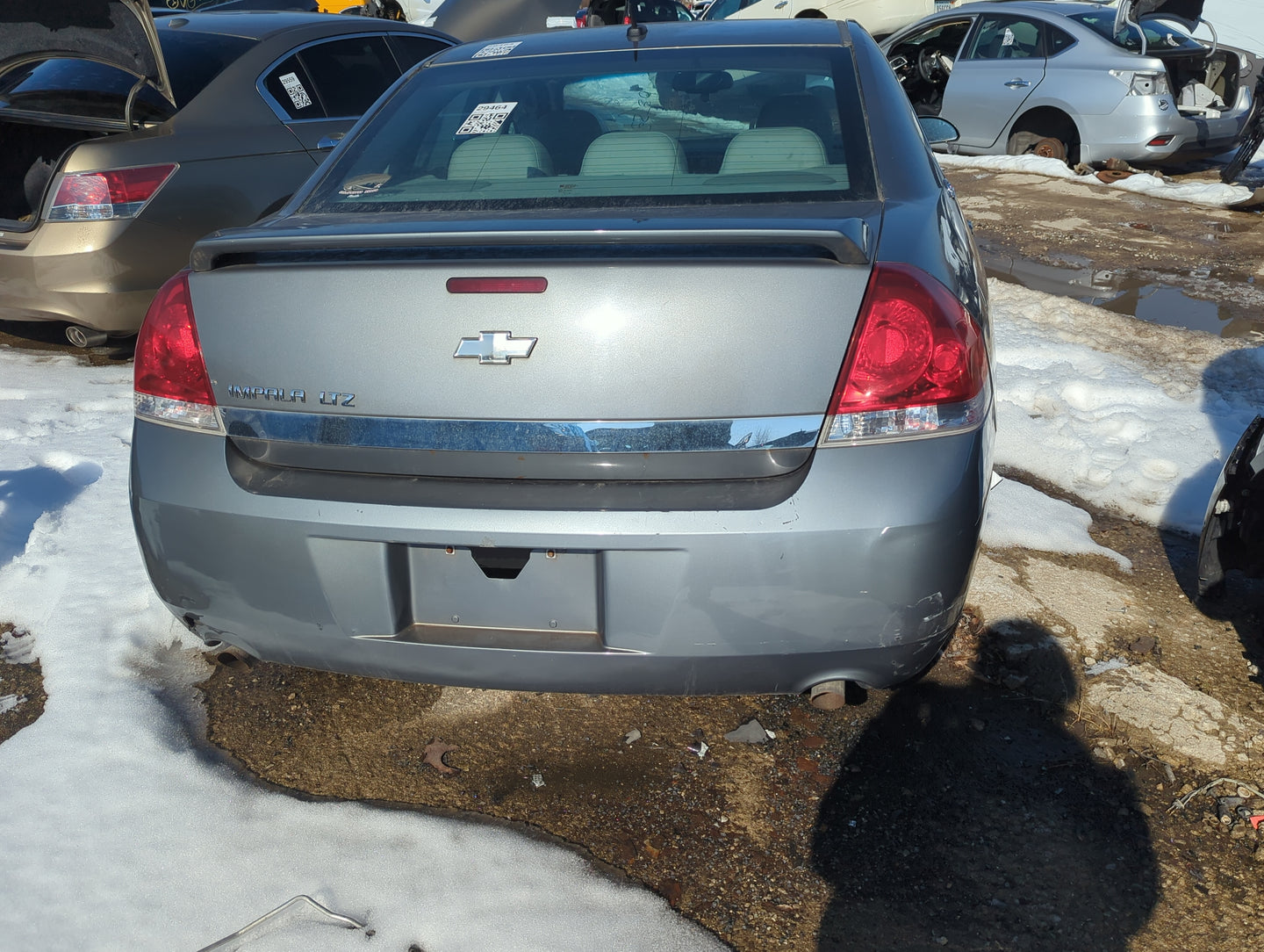 2006-2011 Chevrolet Impala Rear Bumper Assembly Oem 1256412 - Oemusedautoparts1.com