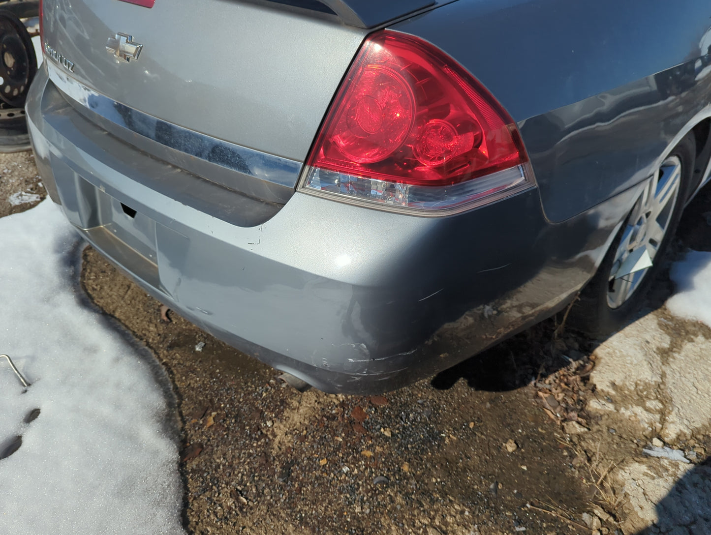 2006-2011 Chevrolet Impala Rear Bumper Assembly Oem 1256412 - Oemusedautoparts1.com