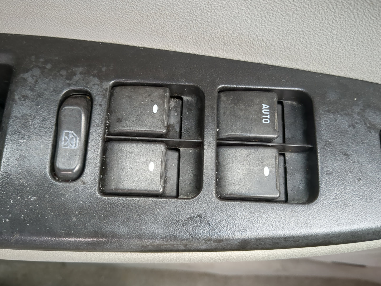 2006-2008 Chevrolet Impala Master Power Window Switch Replacement Driver Side Left Fits Fits 2006 2007 2008 OEM Used Auto Pa