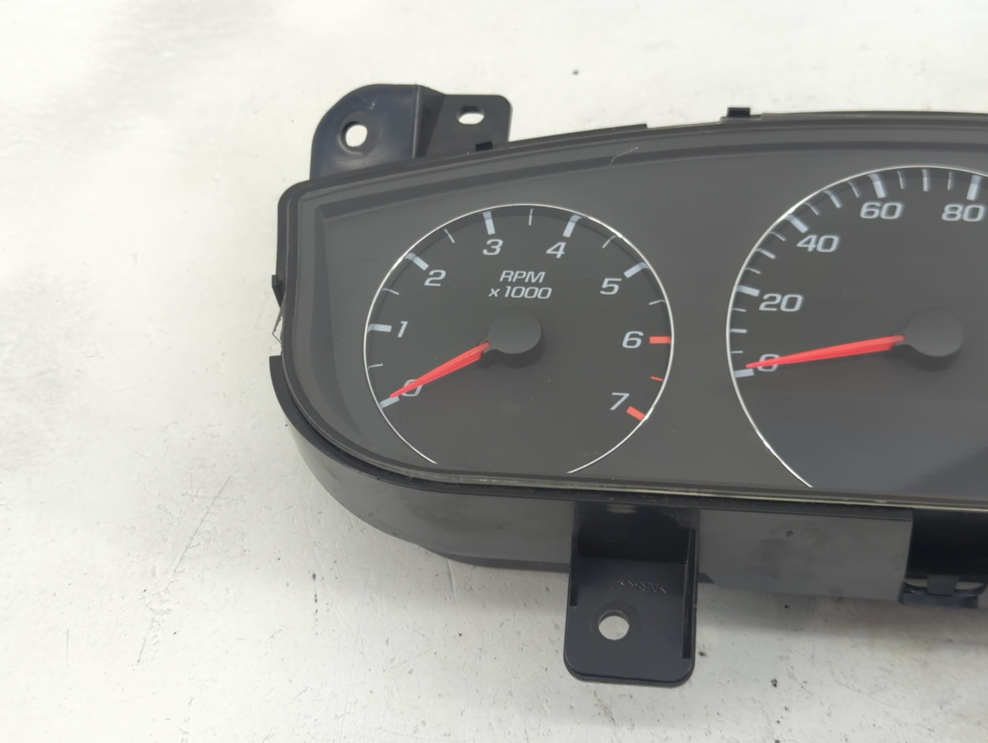2006 Chevrolet Impala Instrument Cluster Speedometer Gauges P/N:15867384 Fits OEM Used Auto Parts - Oemusedautoparts1.com