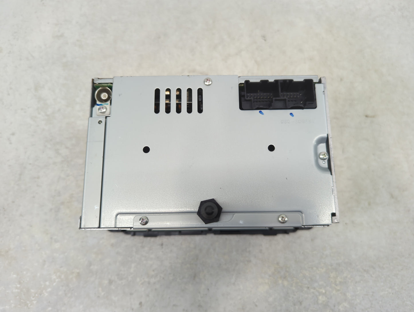 2006-2008 Chevrolet Impala Radio AM FM Cd Player Receiver Replacement P/N:15798973 Fits Fits 2006 2007 2008 OEM Used Auto Pa