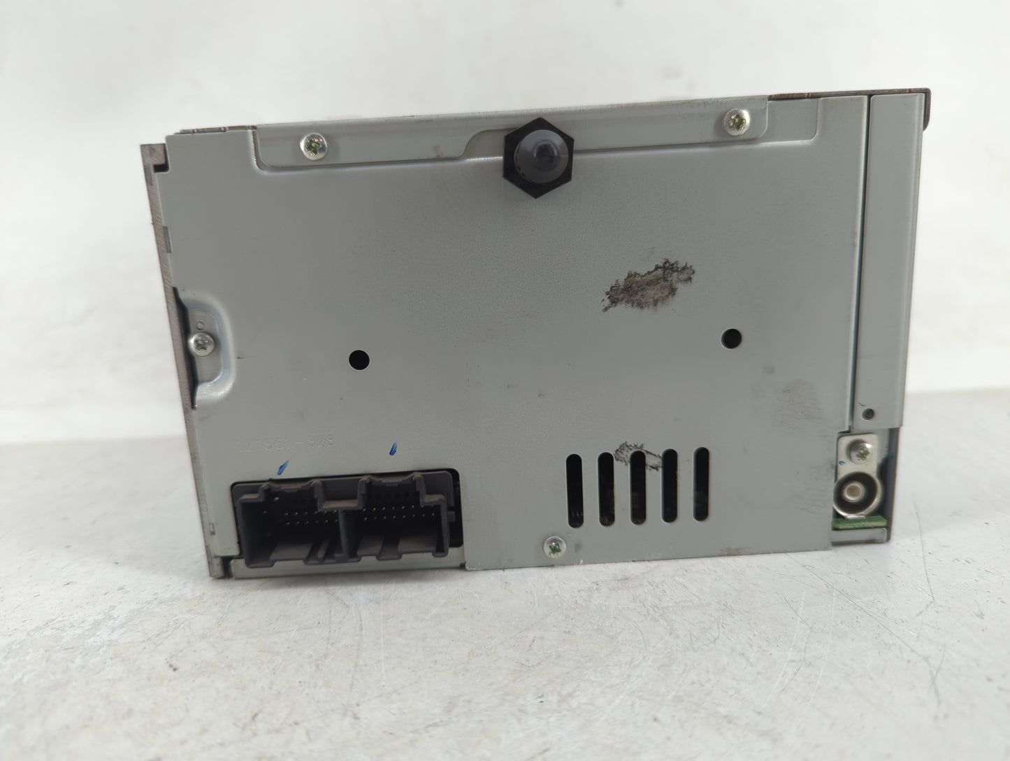 2006 Chevrolet Impala Radio AM FM Cd Player Receiver Replacement P/N:15798974 Fits OEM Used Auto Parts - Oemusedautoparts1.c