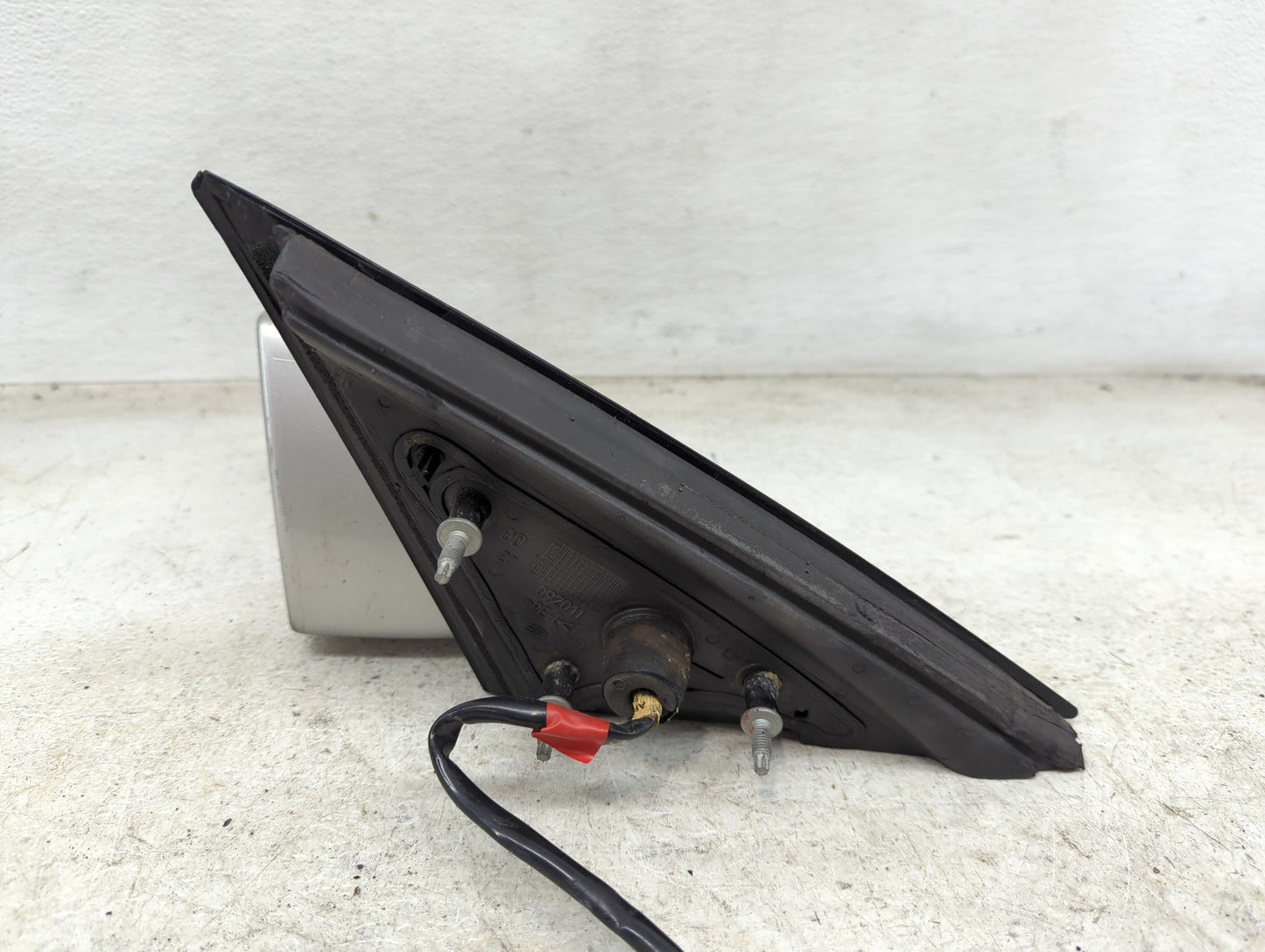 2006-2016 Chevrolet Impala Driver Side View Mirror - Left Door Mirror OEM Used - Oemusedautoparts1.com