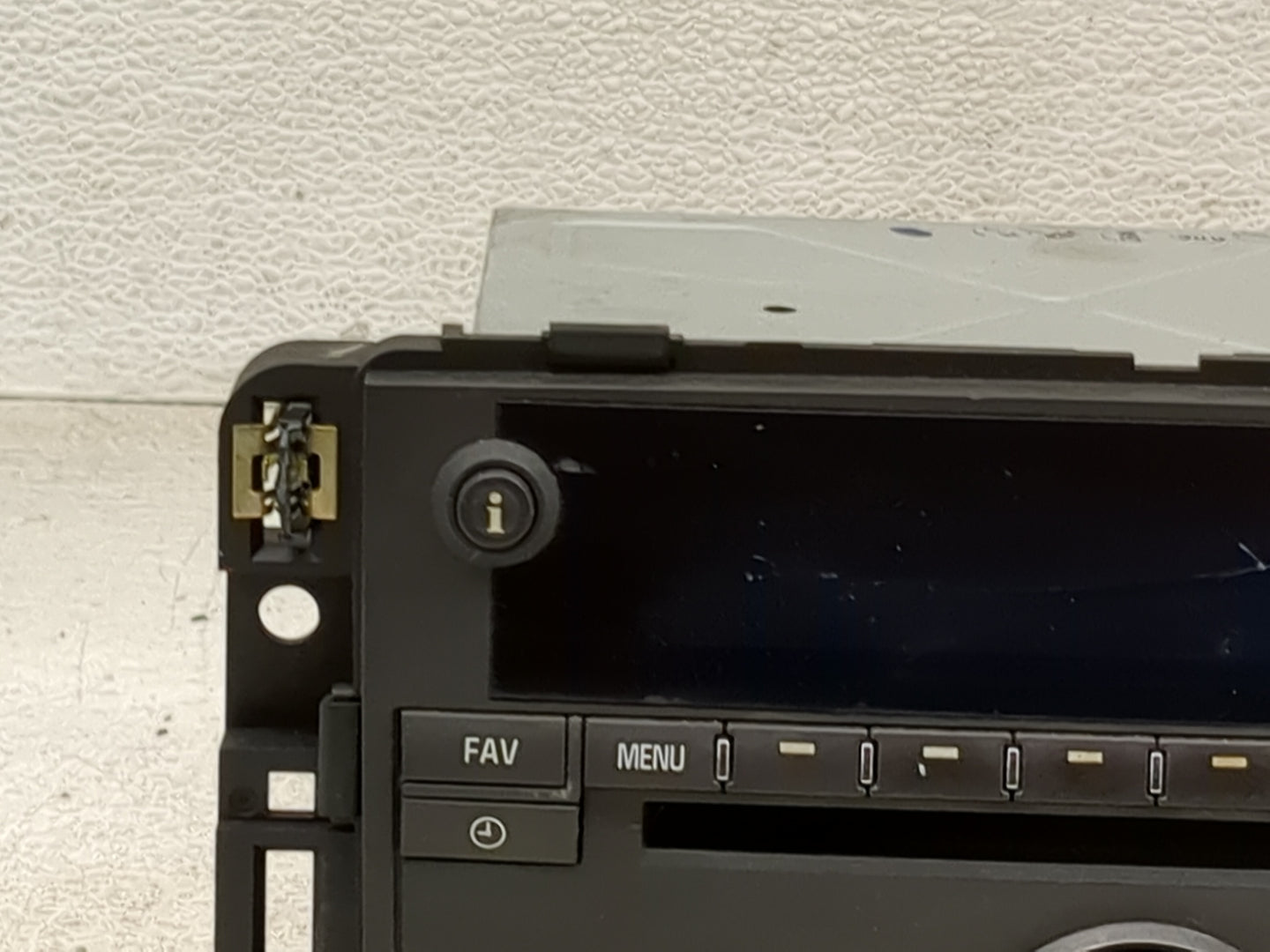 2006 Chevrolet Impala Radio AM FM Cd Player Receiver Replacement P/N:15887275 122000-6520E101 Fits OEM Used Auto Parts - Oem