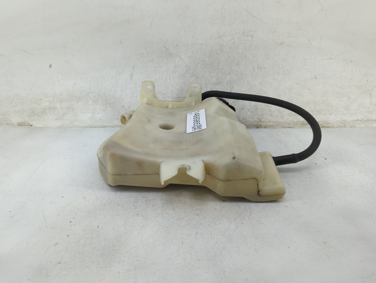 2006 Chevrolet Impala Radiator Coolant Overflow Expansion Tank Bottle 1466985 - Oemusedautoparts1.com
