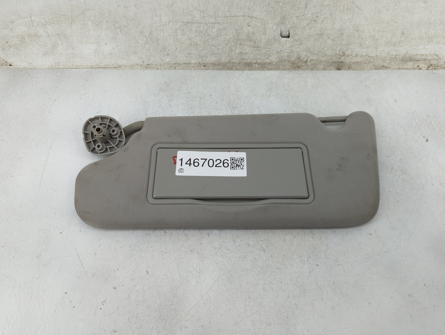2006-2016 Chevrolet Impala Sun Visor Shade Replacement Driver Left Mirror Fits OEM Used Auto Parts - Oemusedautoparts1.com