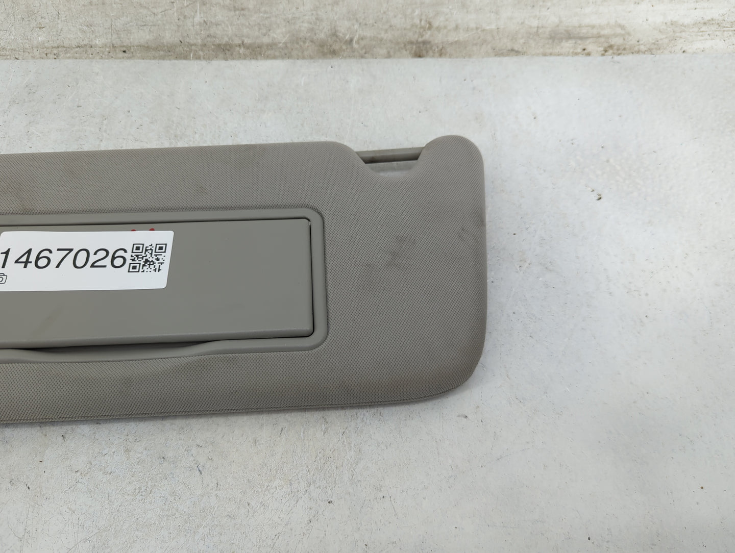 2006-2016 Chevrolet Impala Sun Visor Shade Replacement Driver Left Mirror Fits OEM Used Auto Parts - Oemusedautoparts1.com