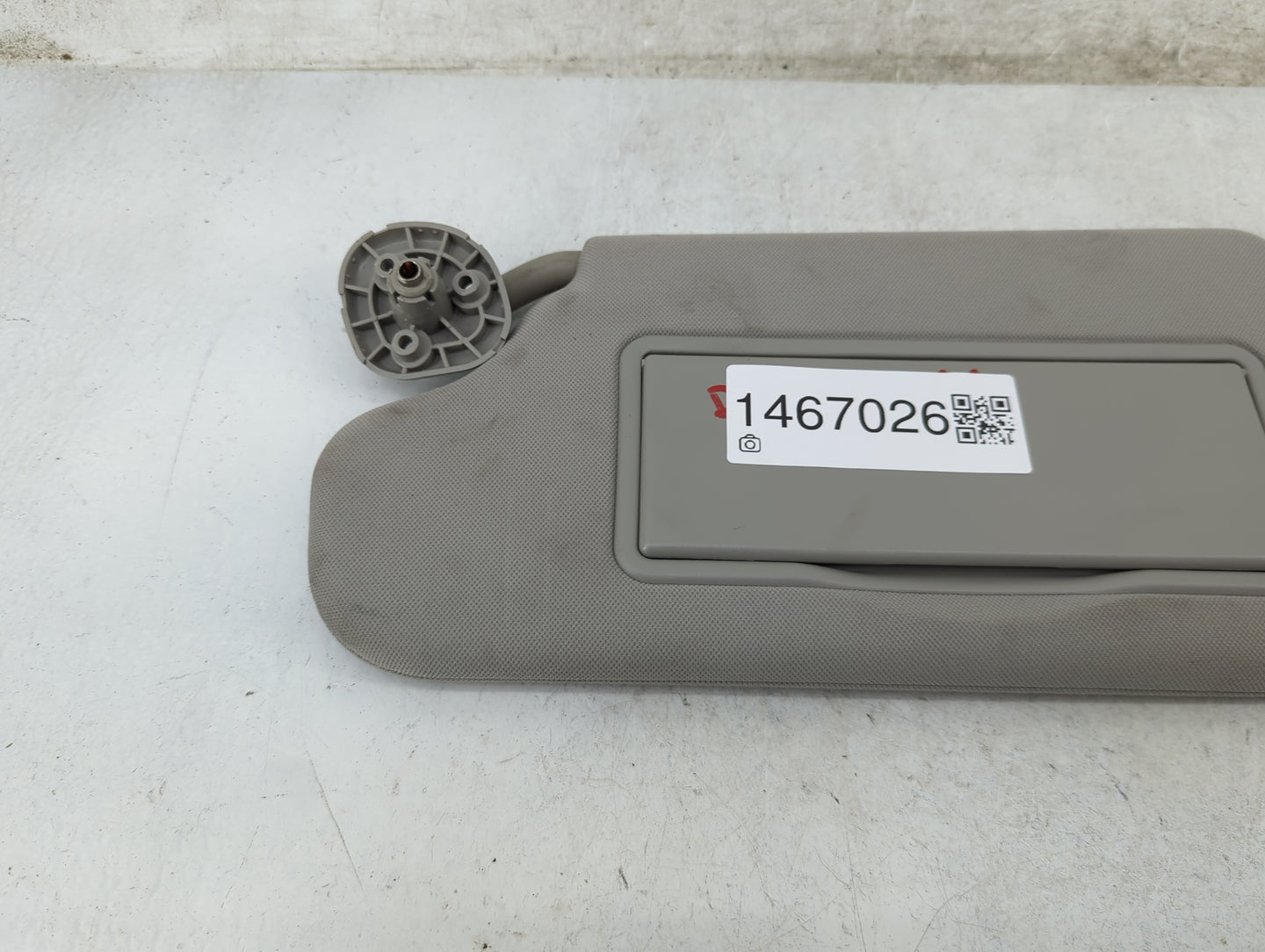 2006-2016 Chevrolet Impala Sun Visor Shade Replacement Driver Left Mirror Fits OEM Used Auto Parts - Oemusedautoparts1.com