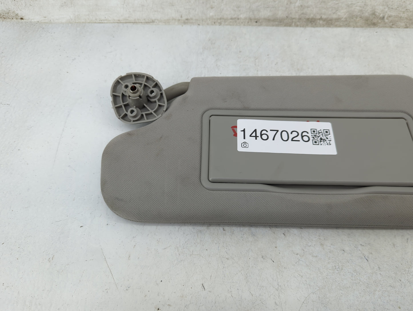 2006-2016 Chevrolet Impala Sun Visor Shade Replacement Driver Left Mirror Fits OEM Used Auto Parts - Oemusedautoparts1.com