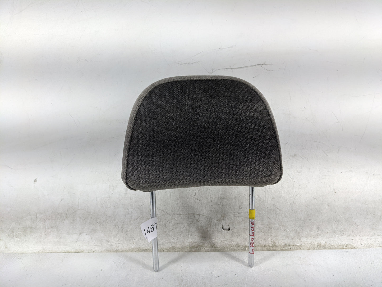 2006-2008 Chevrolet Impala Headrest Head Rest Front Driver Passenger Seat Fits Fits 2006 2007 2008 OEM Used Auto Parts - Oem