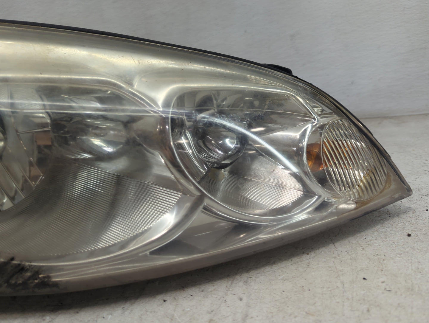 2006-2016 Chevrolet Impala Passenger Right Oem Head Light Headlight Lamp 1467132 - Oemusedautoparts1.com
