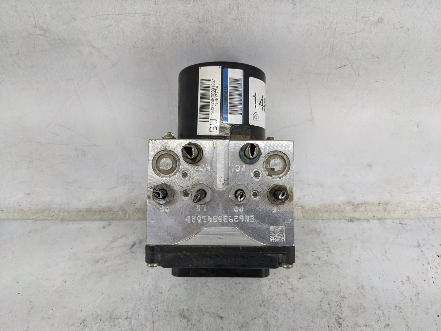 2006-2007 Chevrolet Impala ABS Pump Control Module Replacement P/N:15841969 15055320-R Fits Fits 2006 2007 OEM Used Auto Par