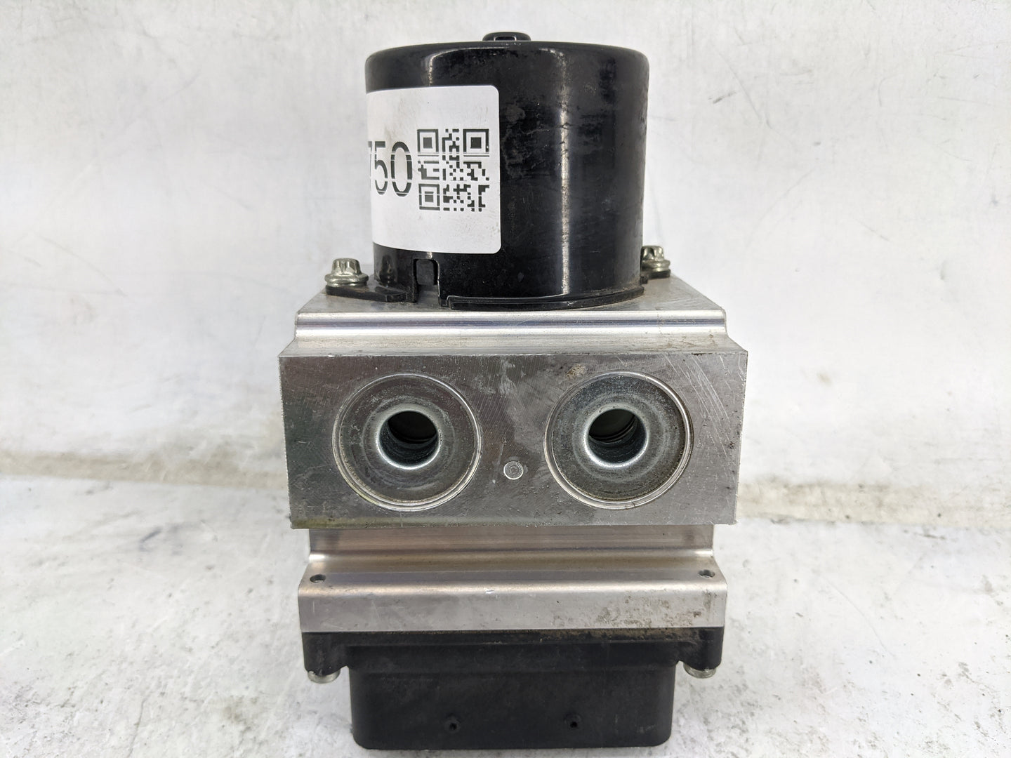 2006-2007 Chevrolet Impala ABS Pump Control Module Replacement P/N:15841969 15055320-R Fits Fits 2006 2007 OEM Used Auto Par