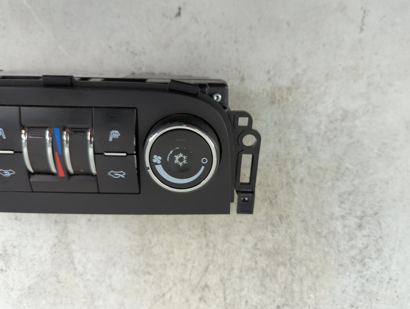 2006-2011 Chevrolet Impala Climate Control Module Temperature AC/Heater Replacement P/N:P16843973 Fits OEM Used Auto Parts -