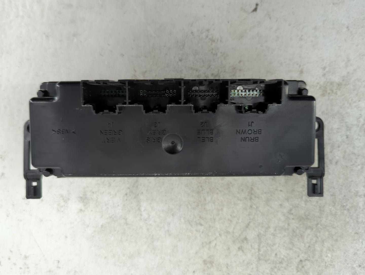 2006-2011 Chevrolet Impala Climate Control Module Temperature AC/Heater Replacement P/N:P16843973 Fits OEM Used Auto Parts -