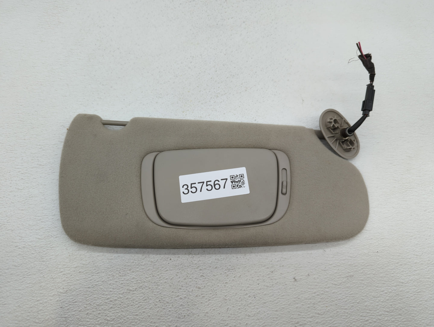 2006-2016 Chevrolet Impala Sun Visor Shade Replacement Passenger Right Mirror Fits OEM Used Auto Parts - Oemusedautoparts1.c