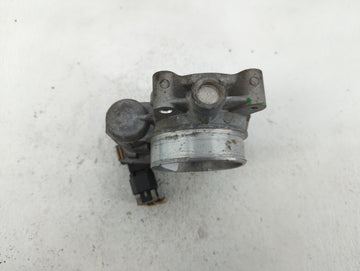 2006-2011 Chevrolet Impala Throttle Body P/N:RME72-1 RME72-1A 7029, RME72-1C 9500 Fits Fits 2006 2007 2008 2009 2010 2011 OEM Used Auto Parts