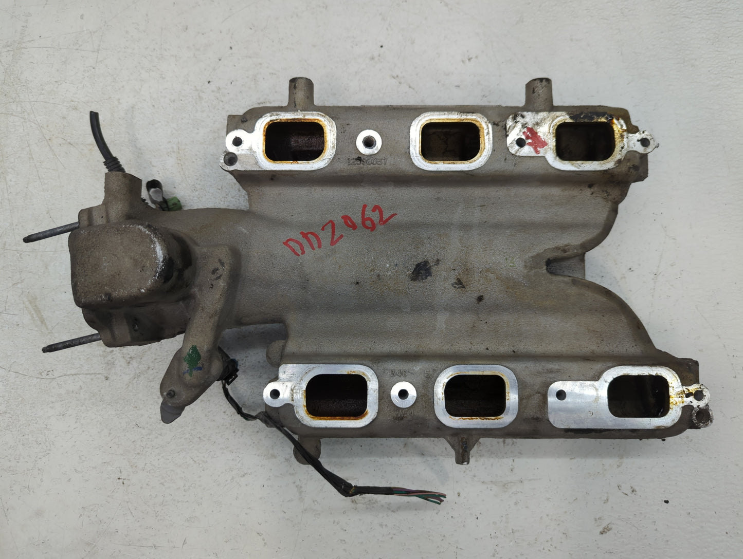 2006-2007 Chevrolet Impala Air Intake Manifold P/N:12598057 Fits Fits 2006 2007 OEM Used Auto Parts - Oemusedautoparts1.com