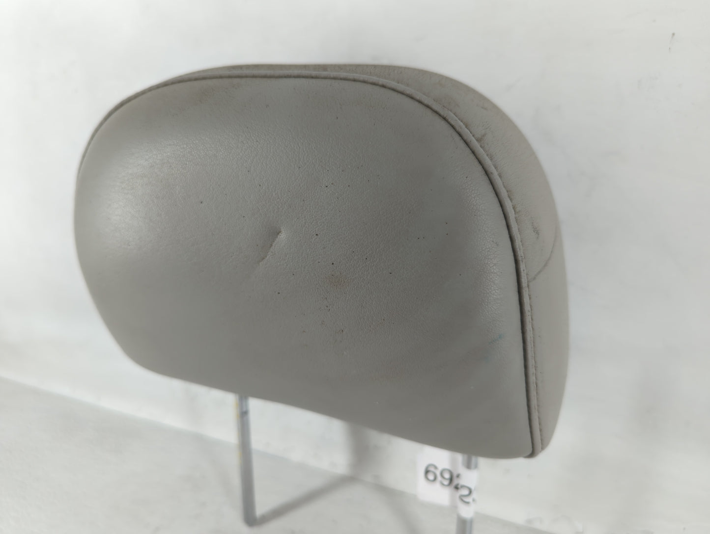 2006-2008 Chevrolet Impala Headrest Head Rest Front Driver Passenger Seat Fits Fits 2006 2007 2008 OEM Used Auto Parts - Oem