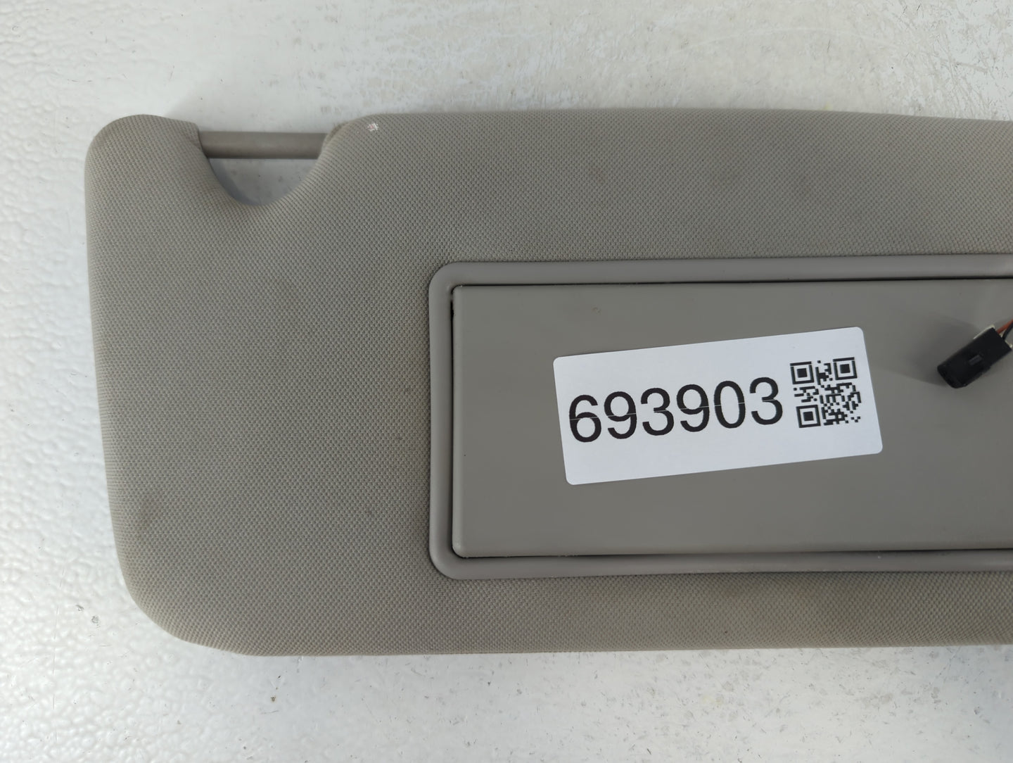 2006-2016 Chevrolet Impala Sun Visor Shade Replacement Passenger Right Mirror Fits OEM Used Auto Parts - Oemusedautoparts1.c