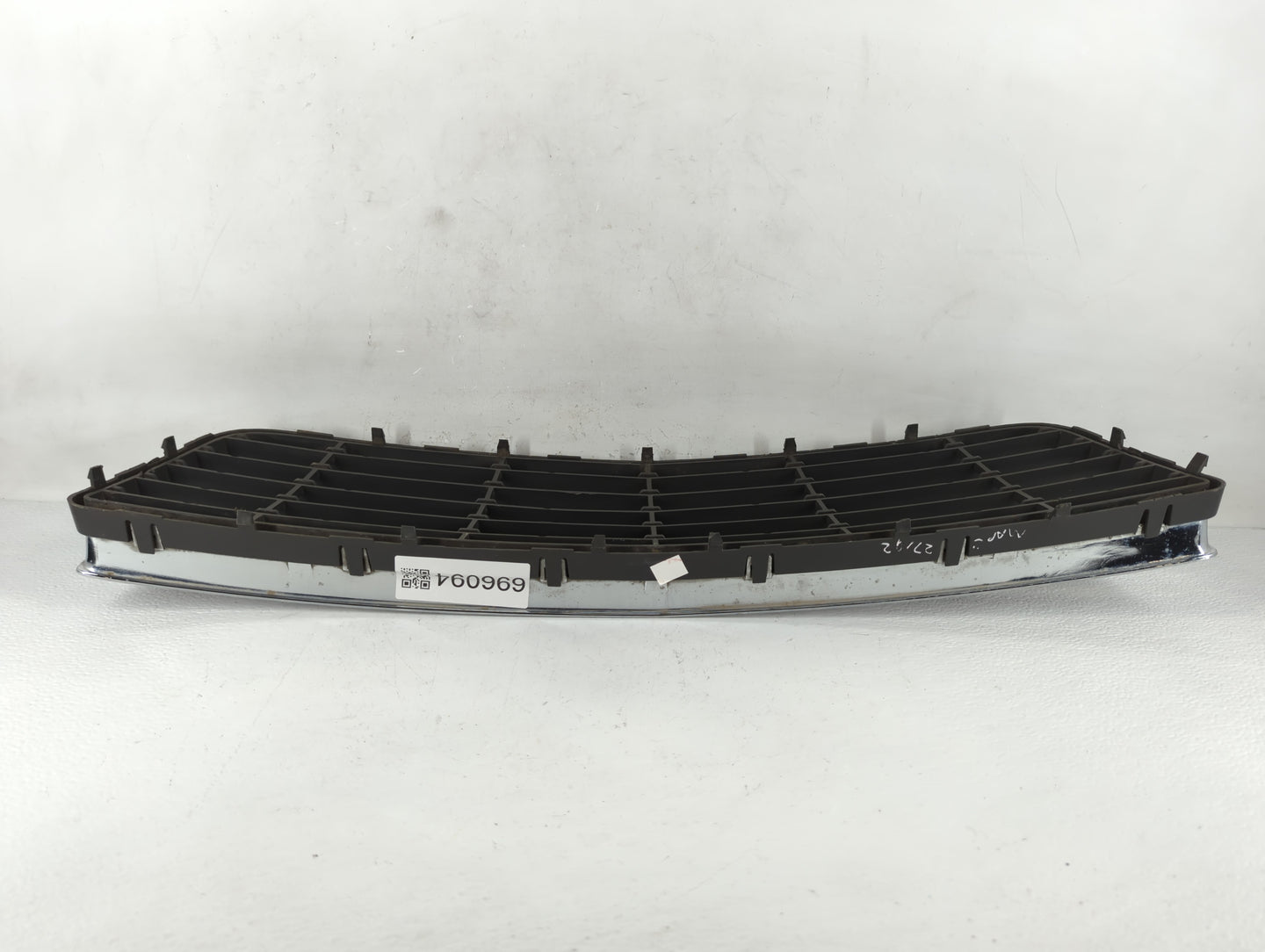 2006-2011 Chevrolet Impala Front Grille Bumper Not Included - Oemusedautoparts1.com
