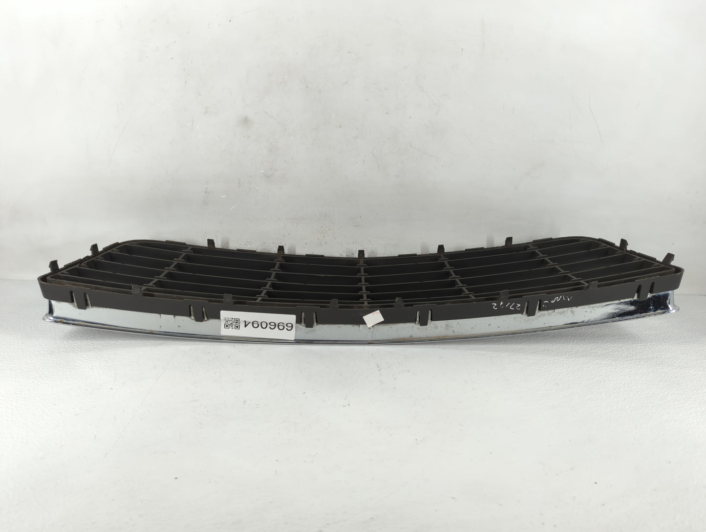 2006-2011 Chevrolet Impala Front Grille Bumper Not Included - Oemusedautoparts1.com