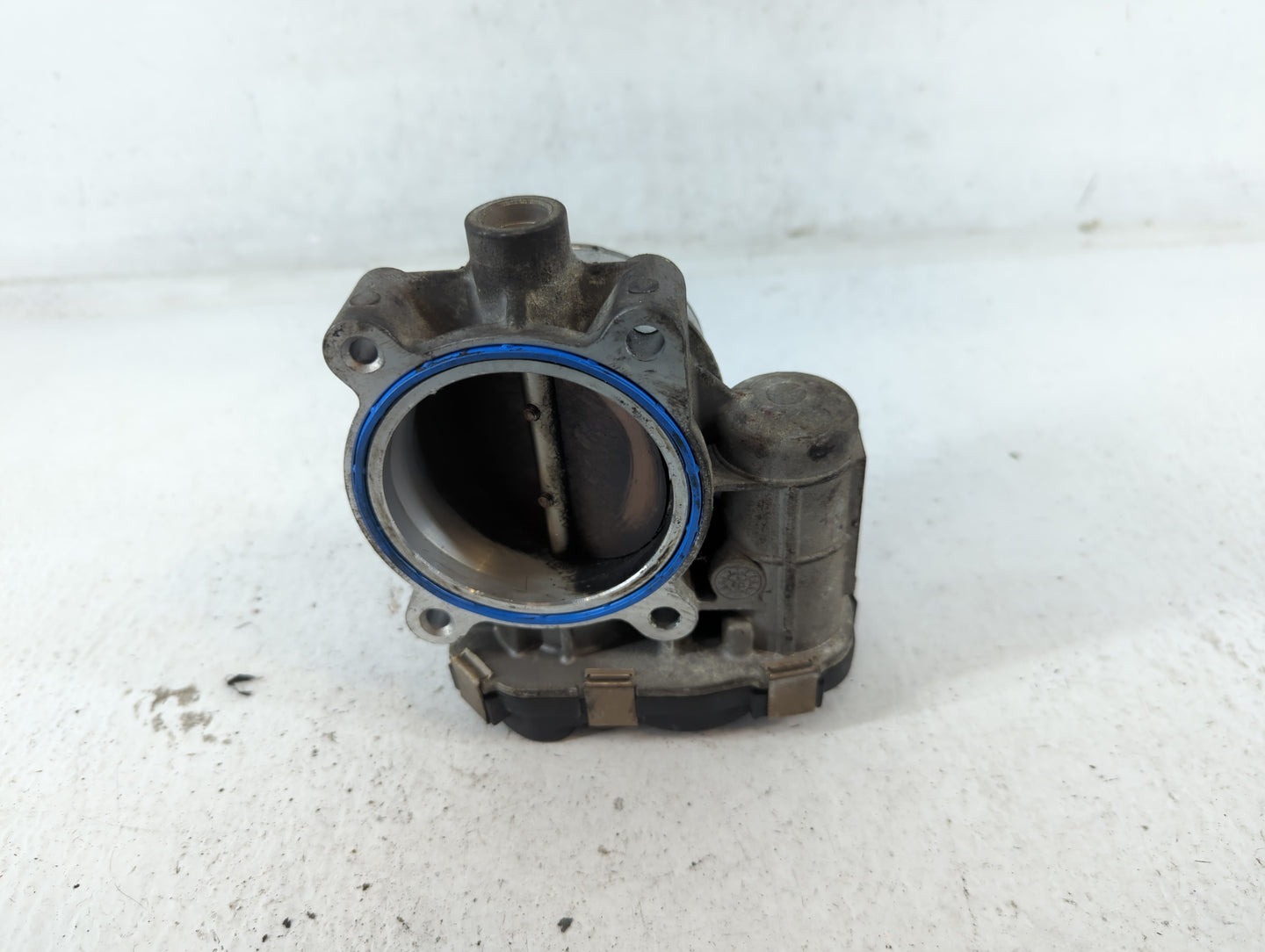 2006-2011 Chevrolet Impala Throttle Body P/N:RME72 Fits Fits 2006 2007 2008 2009 2010 2011 OEM Used Auto Parts - Oemusedauto