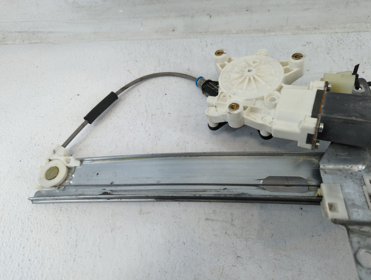 2006-2010 Chevrolet Impala Used Window Regulator Passenger Front 700771 - Oemusedautoparts1.com
