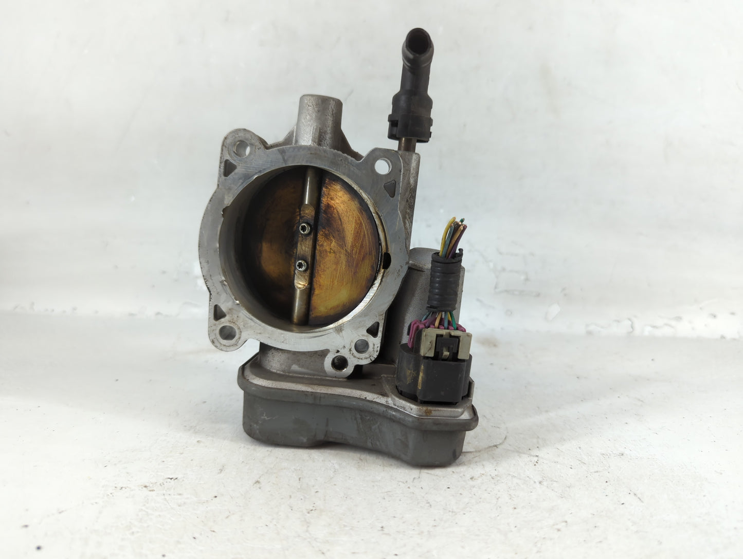 2006-2007 Chevrolet Impala Throttle Body P/N:105 05F 0973 Fits Fits 2003 2004 2005 2006 2007 OEM Used Auto Parts - Oemusedau