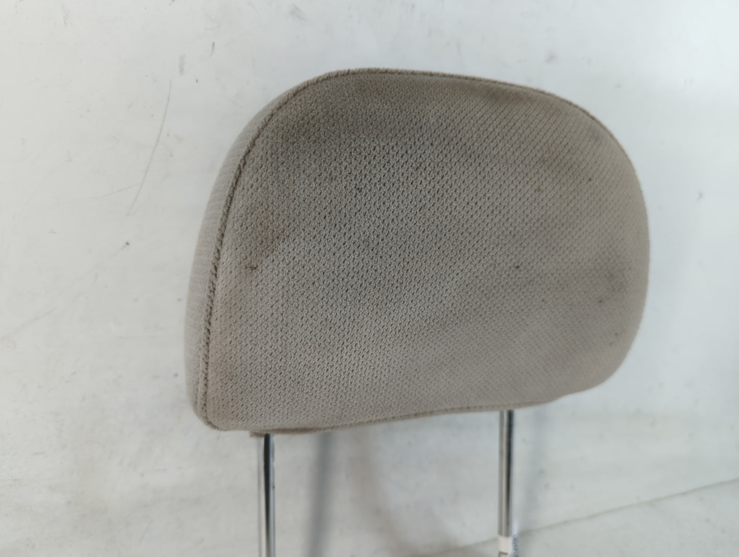 2006-2008 Chevrolet Impala Headrest Head Rest Front Driver Passenger Seat Fits Fits 2006 2007 2008 OEM Used Auto Parts - Oem