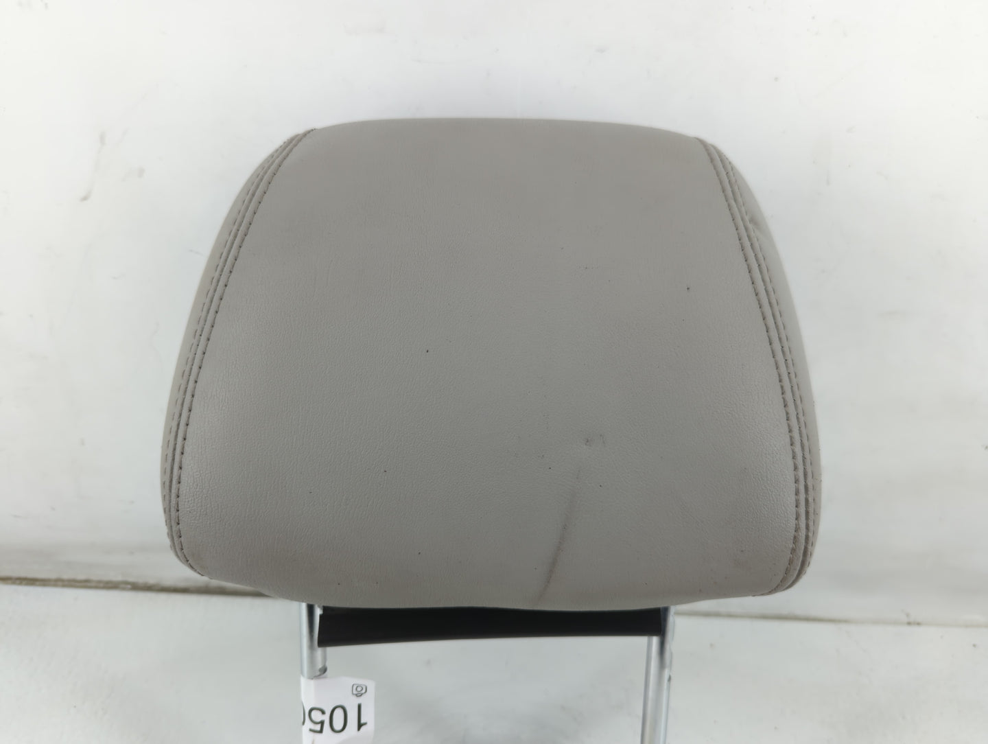 2006 Chevrolet Malibu Headrest Head Rest Front Driver Passenger Seat Fits OEM Used Auto Parts - Oemusedautoparts1.com
