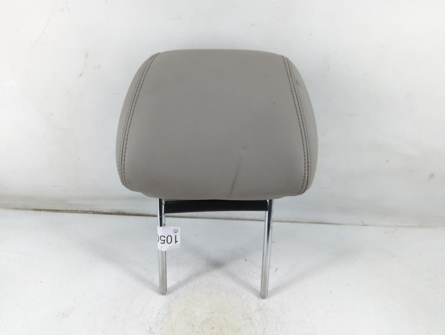 2006 Chevrolet Malibu Headrest Head Rest Front Driver Passenger Seat Fits OEM Used Auto Parts - Oemusedautoparts1.com