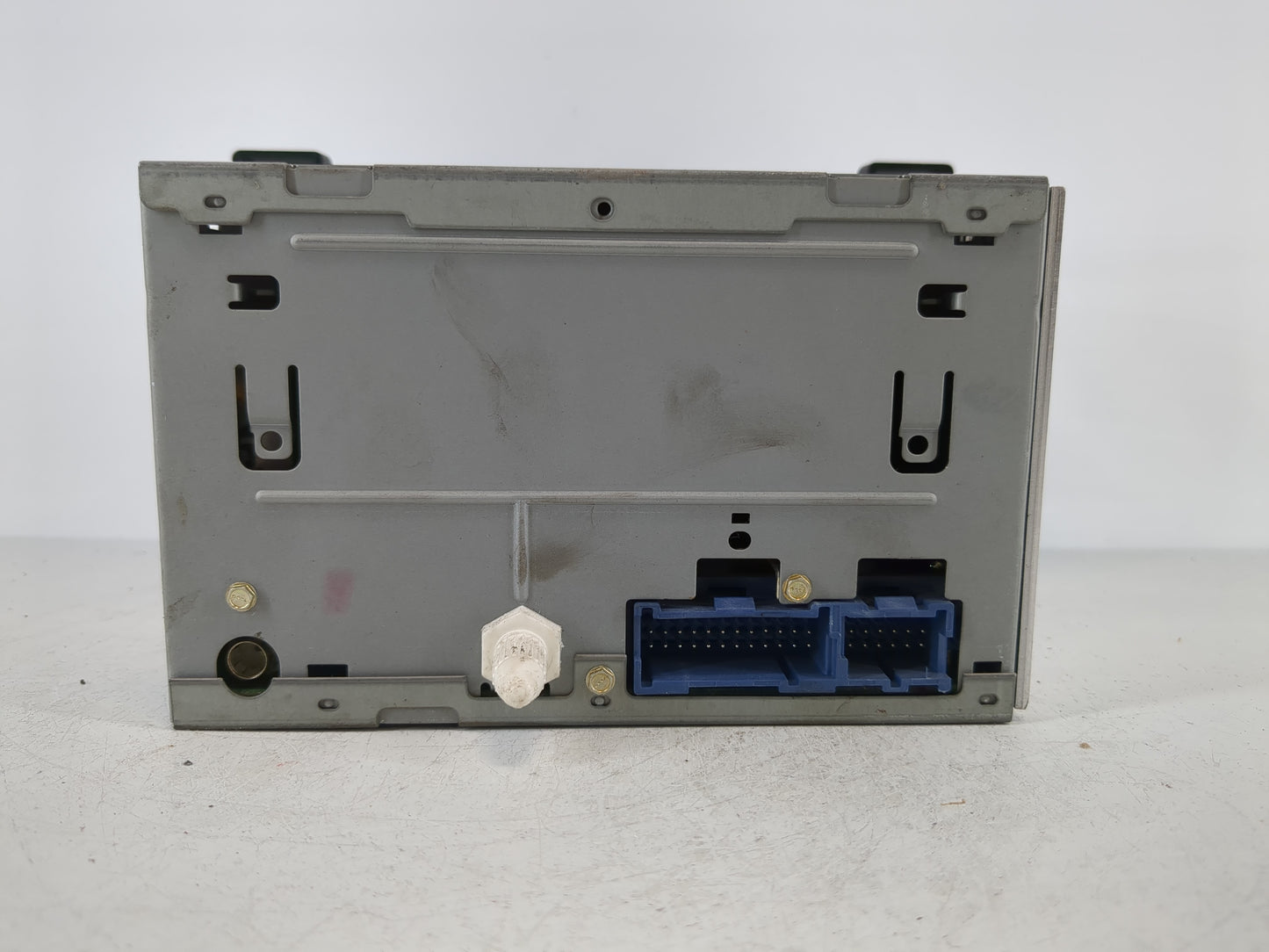 2004-2006 Chevrolet Malibu Radio AM FM Cd Player Receiver Replacement P/N:15806594 22734878 Fits Fits 2004 2005 2006 OEM Use