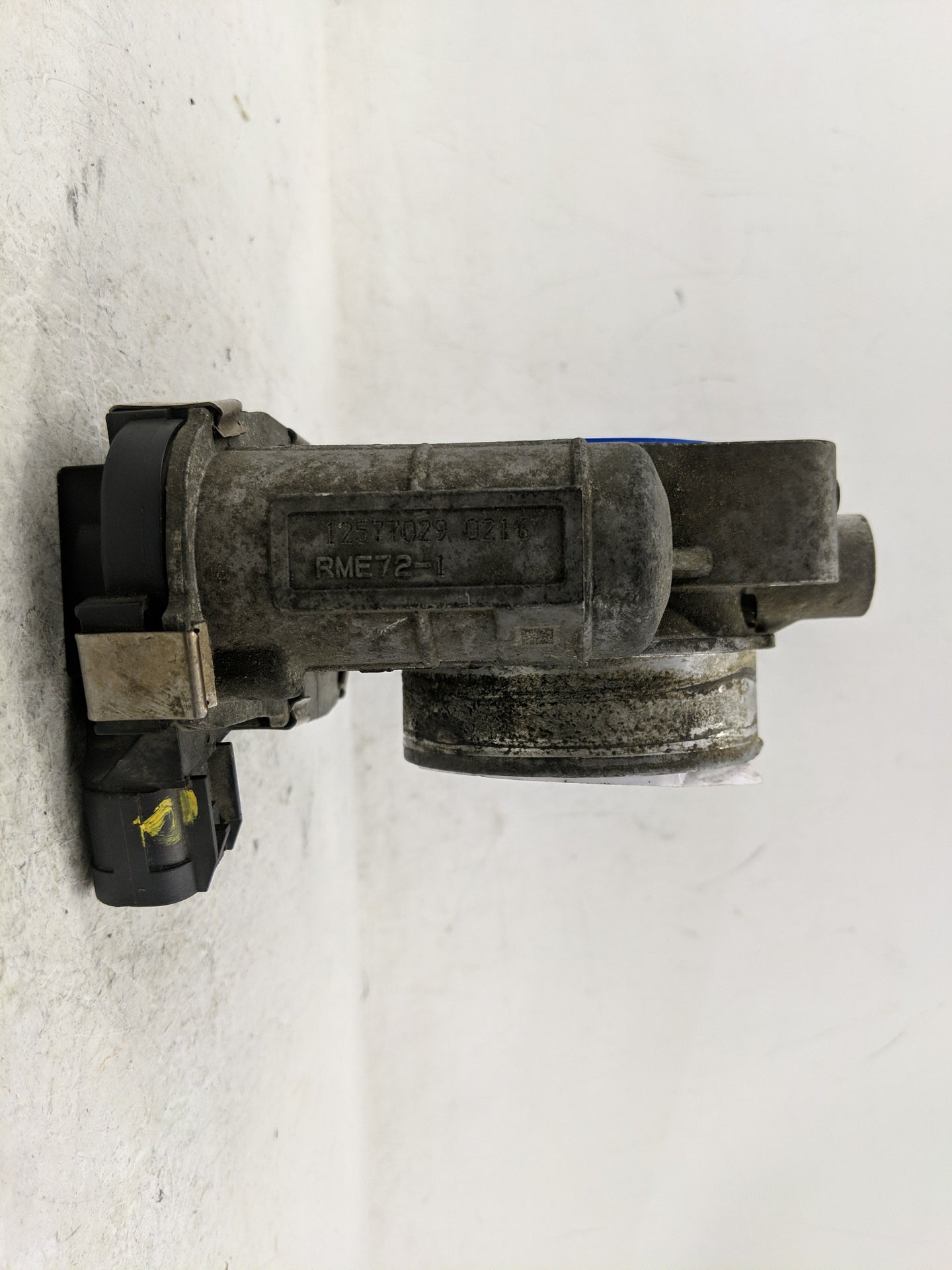 2006-2010 Chevrolet Malibu Throttle Body P/N:12577029 Fits Fits 2006 2007 2008 2009 2010 2011 OEM Used Auto Parts - Oemuseda