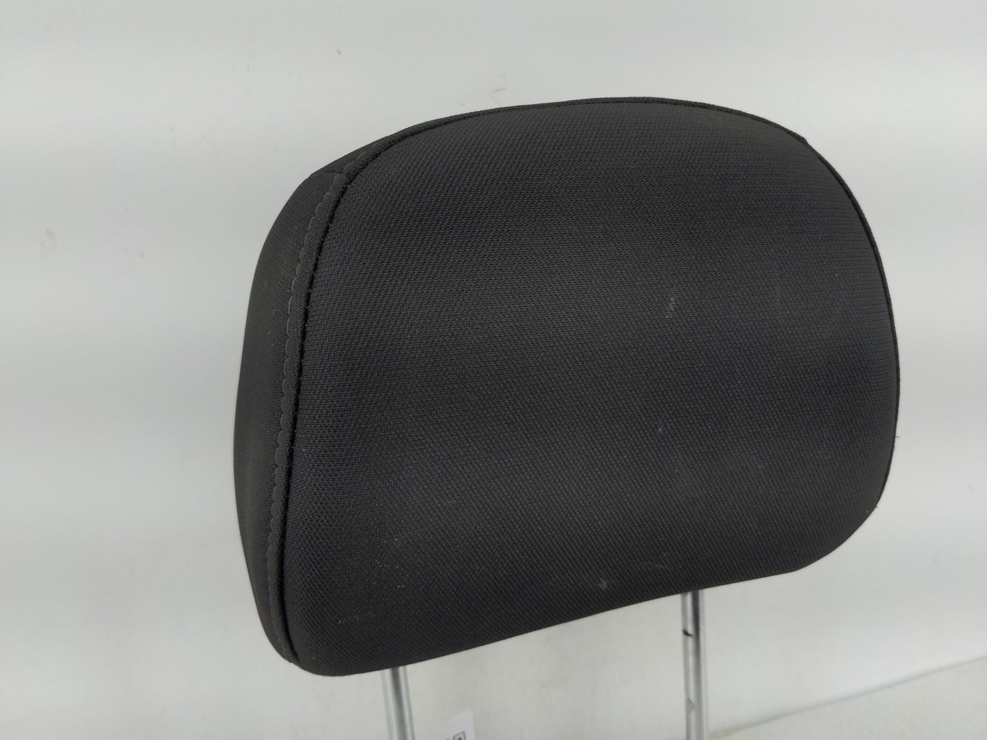 2006 Chevrolet Malibu Headrest Head Rest Rear Seat Fits OEM Used Auto Parts - Oemusedautoparts1.com