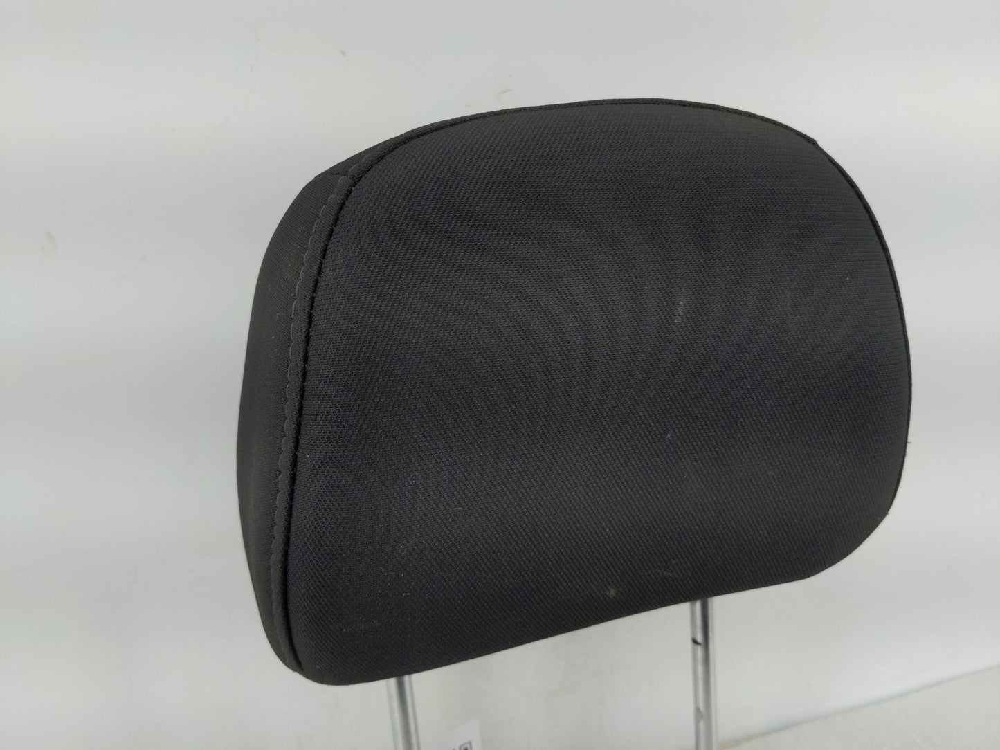 2006 Chevrolet Malibu Headrest Head Rest Rear Seat Fits OEM Used Auto Parts - Oemusedautoparts1.com
