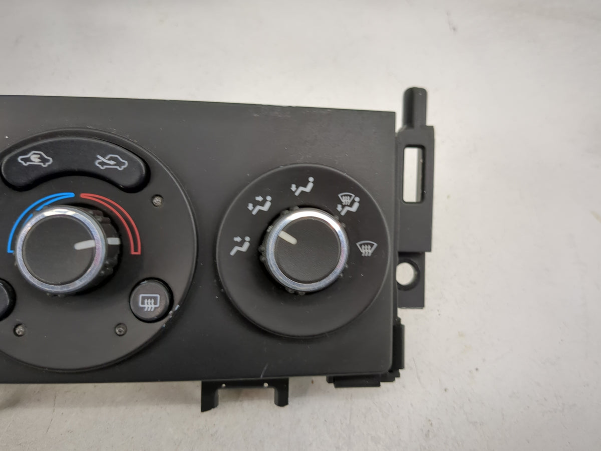 2004-2008 Chevrolet Malibu Climate Control Module Temperature AC/Heater Replacement P/N:28014589 Fits OEM Used Auto Parts - 